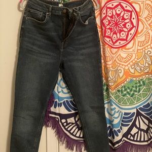 Forever 21 skinny jean size US 29